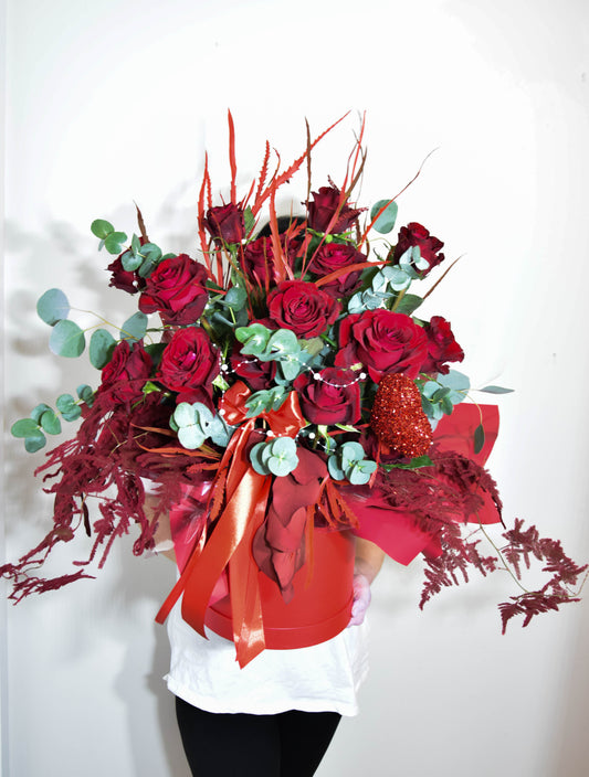 Flower box z żywych kwiatów — Zielona Przystań, kwiaciarnia , mobilna kwiaciarnia